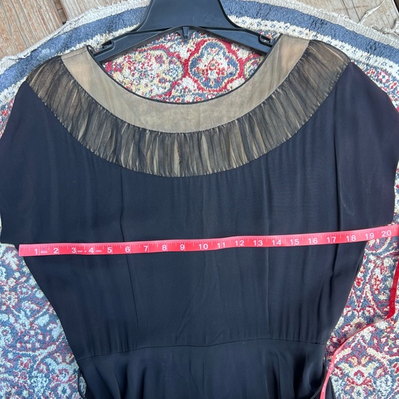 Late 40’s/Early 50’s Black Dress with Belt - Picture 9 of 16